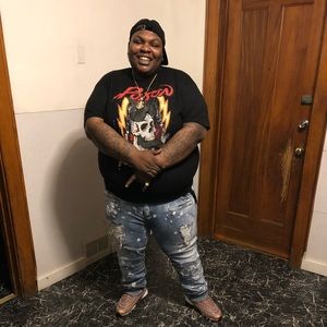 Meet your Posher, Johnnie